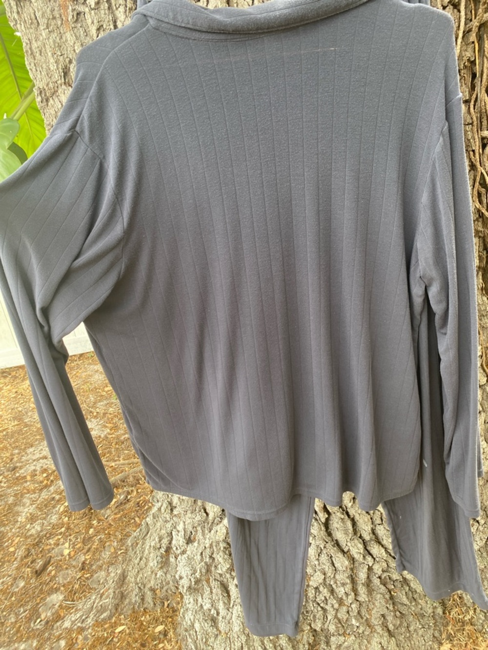 Eberjey Gisele pajama set in a charcoal - Picture 4 of 8